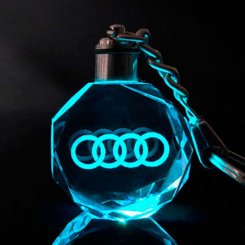 Kulcstartó LED autós logóval, 11X3 CM