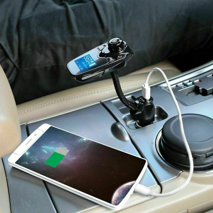 BLUETOOTH FM MODULÁTOR, KEZEK INGYENES, USB ÉS MIKRO SD-OLVASÓ, MP3 LEJÁTSZÓ, MAXCELL
