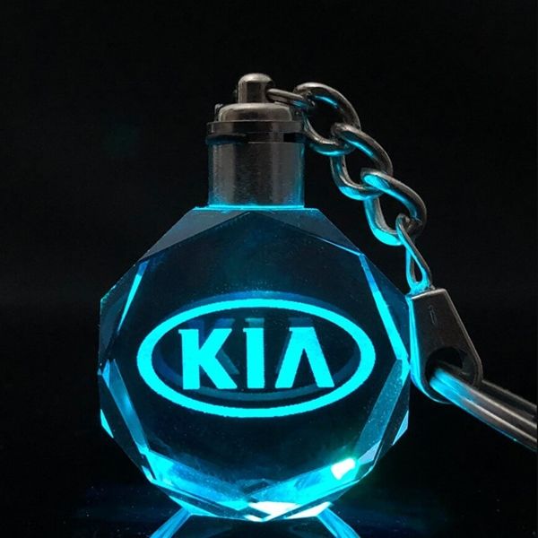 Kulcstartó LED autós logóval, 11X3 CM